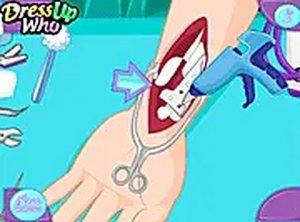 Princess Anna Arm Surgery Online Game