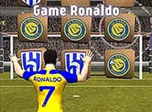 Messi vs Ronaldo Kick Tac Toe Online Game